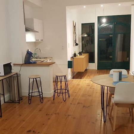 Appartement Avec Cour ★ Spacieux ★ Hyper Centre 卡斯特尔 外观 照片