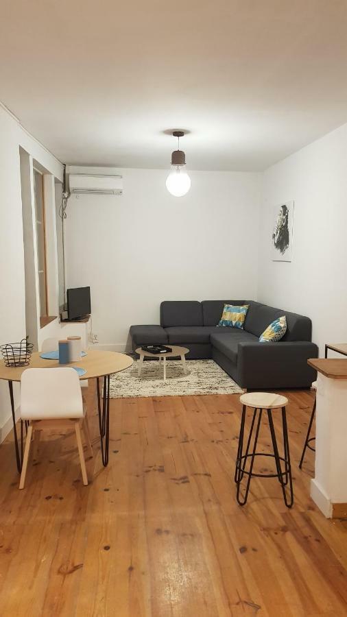 Appartement Avec Cour ★ Spacieux ★ Hyper Centre 卡斯特尔 外观 照片